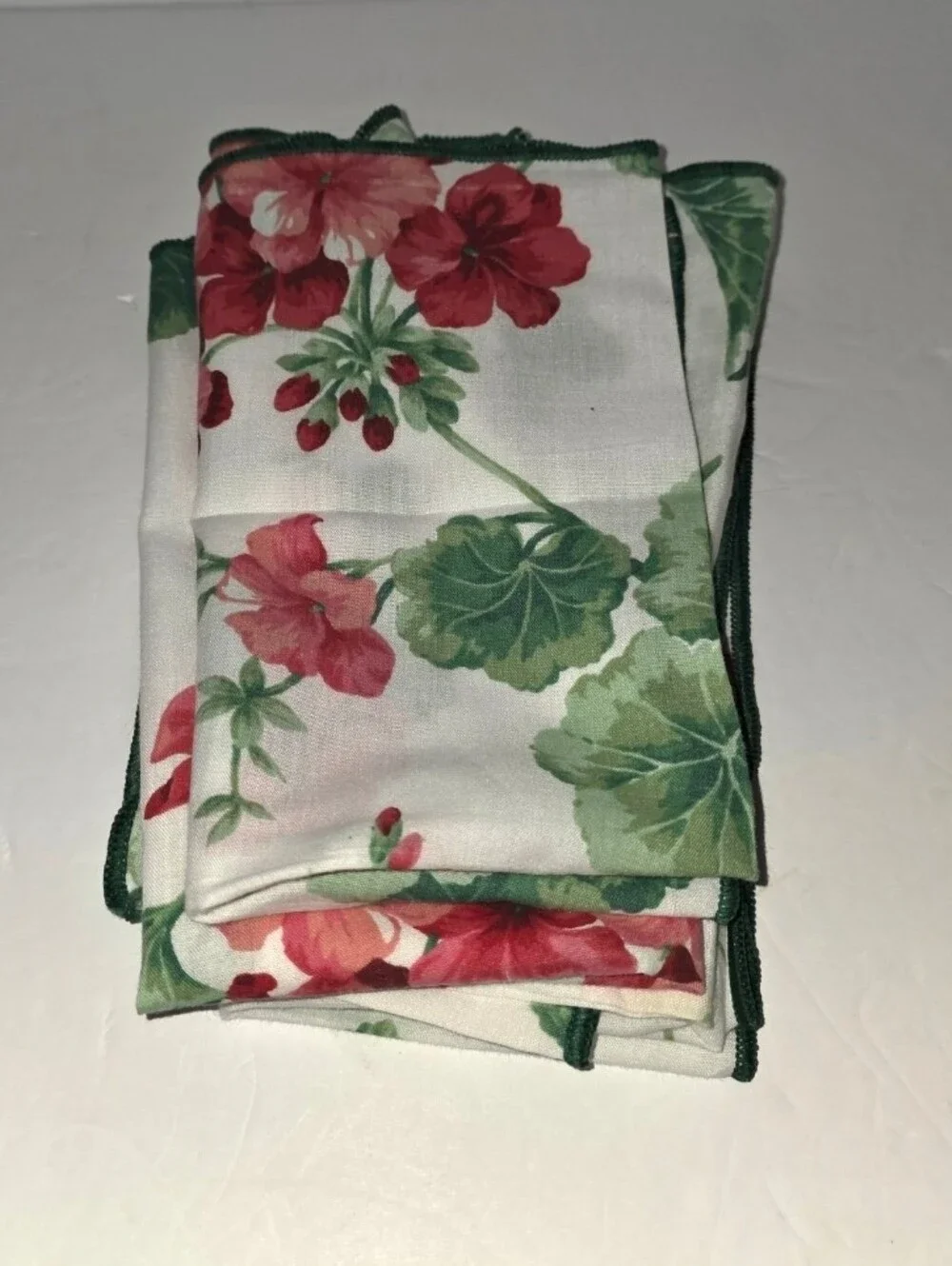 Vintage Retired Williams Sonoma GERANIUM Table Linen Set Read For Details
